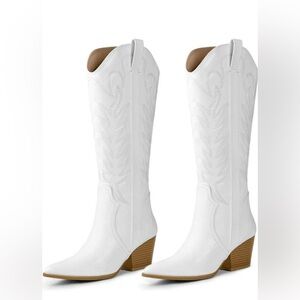 Elegant White Heeled Boots for Women